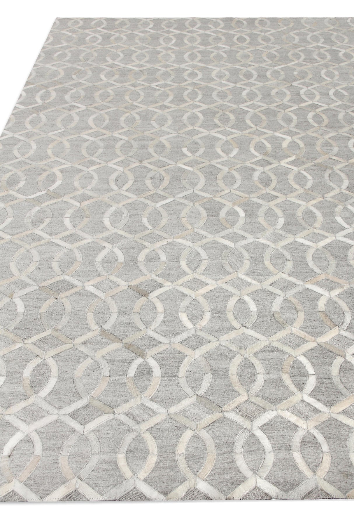 Exquisite Rugs Berlin Hand Tufted Leather/Viscose in 3413 Silver/Ivory 5' x 8' Area Rug