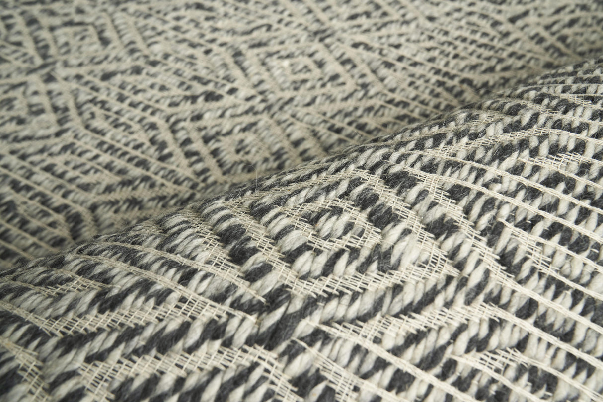 Exquisite Rugs Woven Earth Flatweave New Zealand Wool in 3433 Charcoal 6' x 9' Area Rug