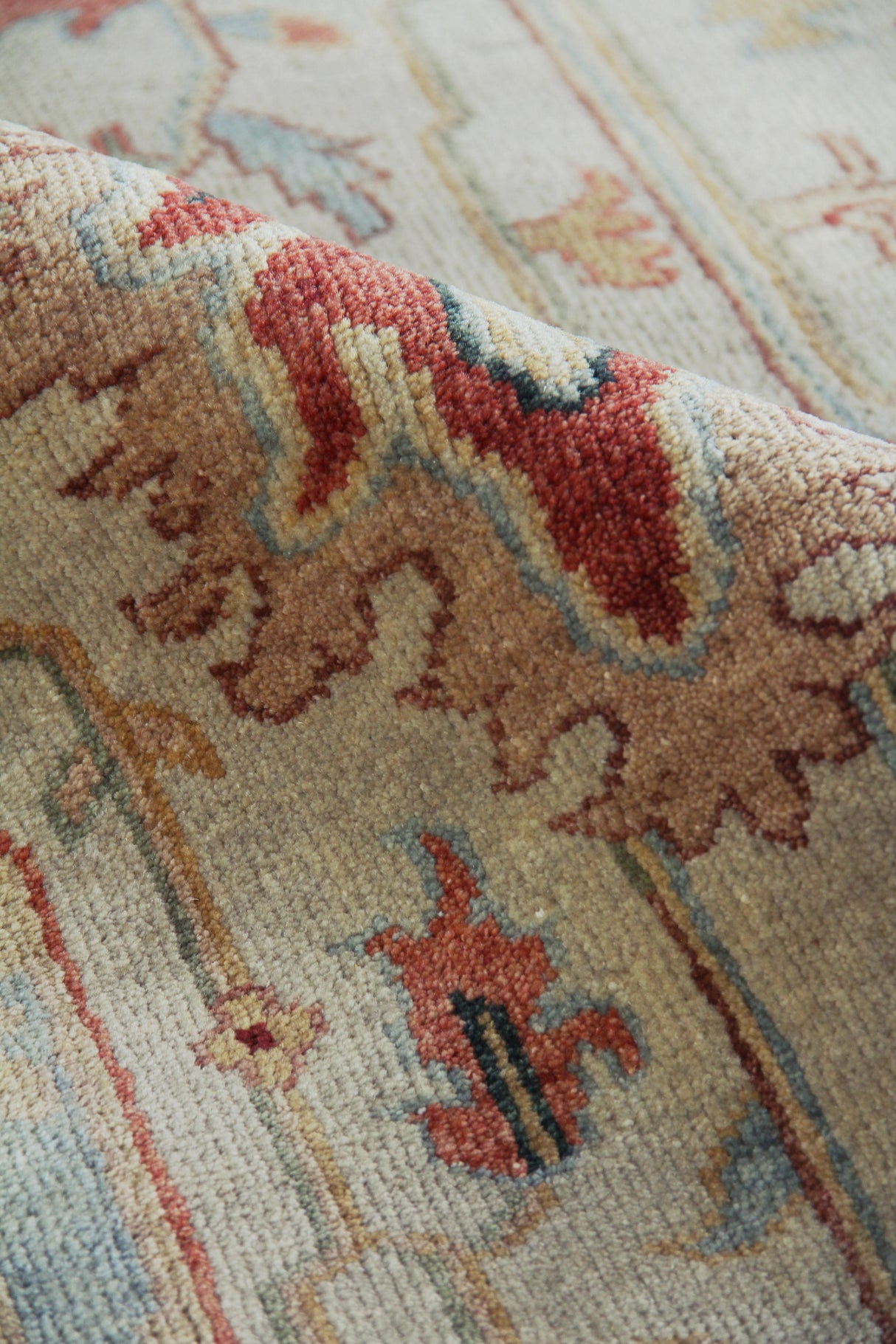 Exquisite Rugs Antique Weave Serapi Hand Knotted New Zealand Wool in 3447 Ivory/Light Blue 8' x 10' Area Rug