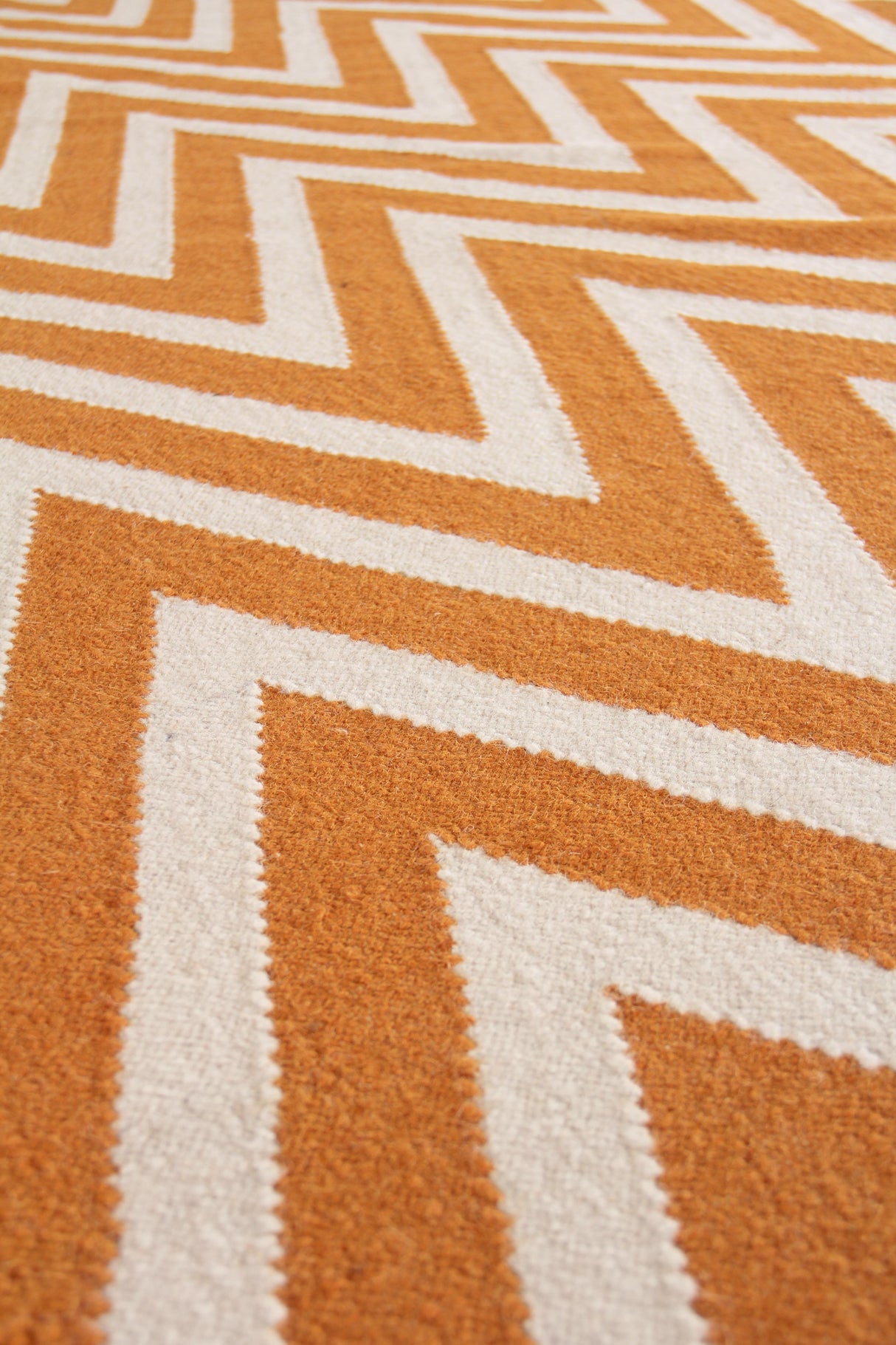 Exquisite Rugs Flatweave Flatweave New Zealand Wool in 3550 Orange/White 5' x 8' Area Rug