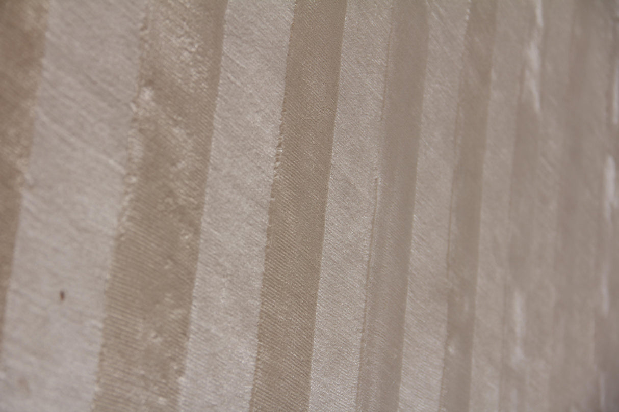 Exquisite Rugs Rugby Hand Loomed Viscose in 3608 Beige 12' x 15' Area Rug