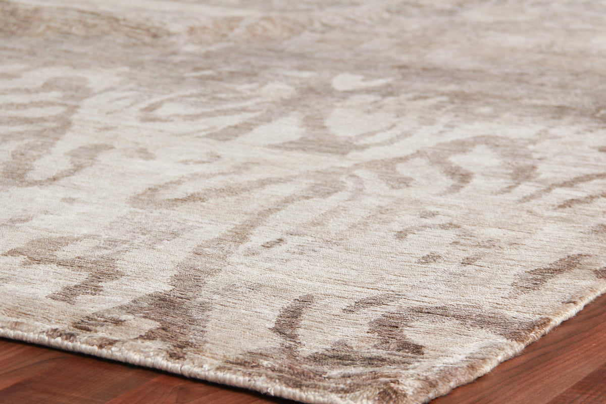Exquisite Rugs Antique'd Silk Hand Knotted Bamboo Silk in 3631 Beige/Light Brown 8' x 10' Area Rug