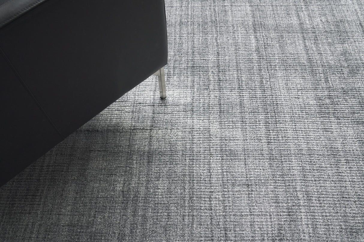Exquisite Rugs Robin Hand-loomed Bamboo Silk/Wool 3780 Charcoal 2' x 3' Area Rug