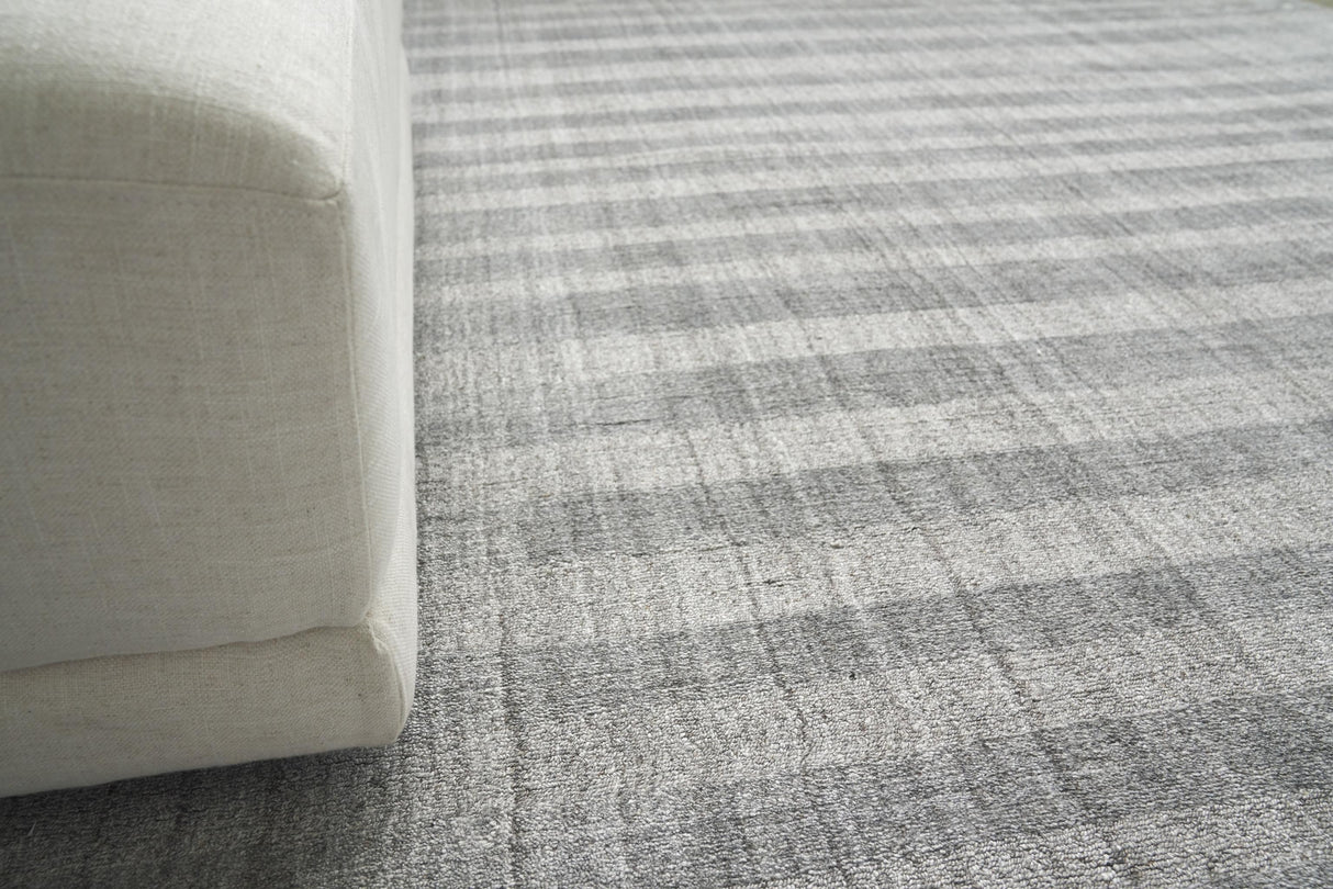 Exquisite Rugs Robin Stripe Hand-loomed Bamboo Silk/Wool 3785 Gray 3' x 2' Area Rug