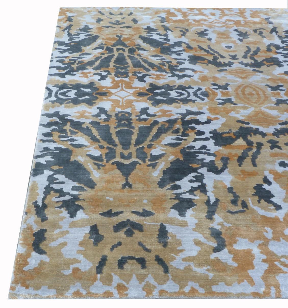 Exquisite Rugs Cassina Hand Loomed Bamboo Silk in 3865 Silver/Gold 8' x 10' Area Rug