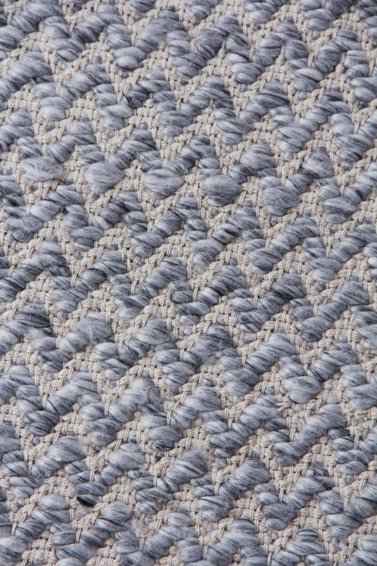 Exquisite Rugs Rialto Hand Woven Polyester/Cotton in 3958 Dark Gray 9' x 12' Area Rug