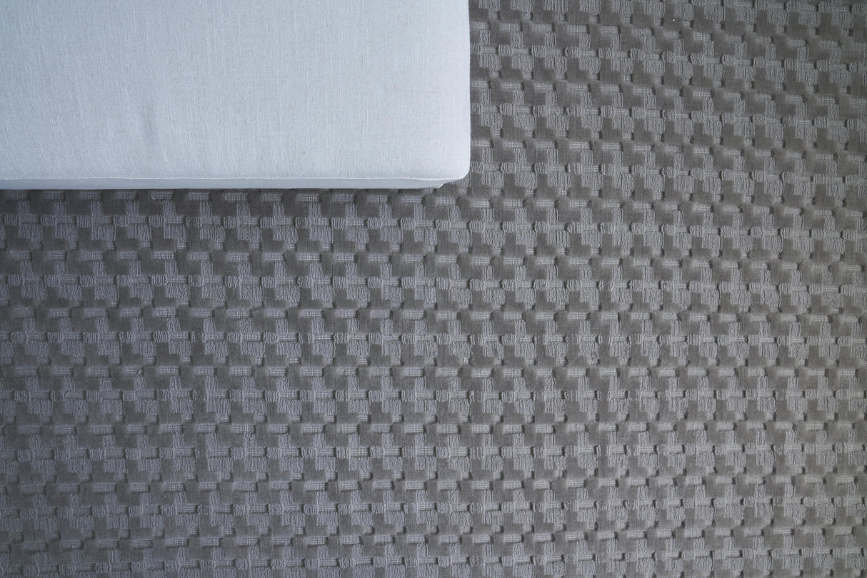 Exquisite Rugs Monroe Hand Loomed New Zealand Wool in 3965 Dark Taupe 14' x 18' Area Rug