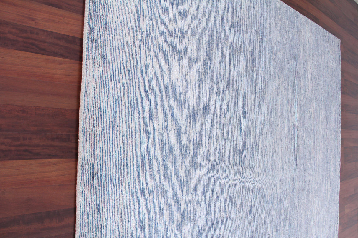 Exquisite Rugs Crush Hand Knotted Bamboo Silk in 3991 Aqua/Dark Aqua 8' x 10' Area Rug