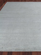 Exquisite Rugs Crush Hand Knotted Bamboo Silk in 4001 Light Silver 10' x 14' Area Rug