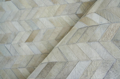 Exquisite Rugs Mosaic Leather Handmade Leather Hide in 4064 Light Beige 9.5' x 13.5' Area Rug