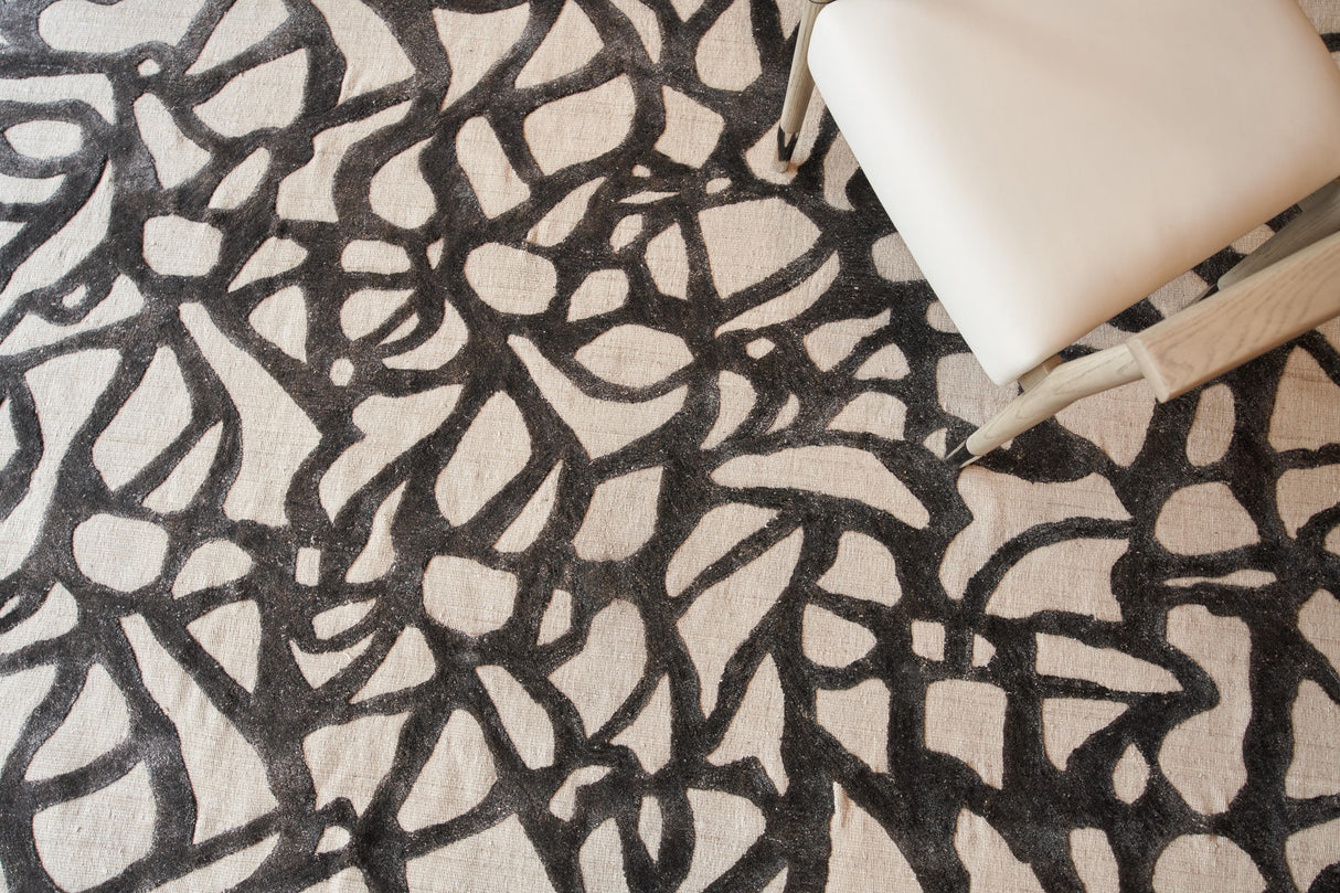Exquisite Rugs Goudy Hand-loomed Wool/Bamboo Silk 4350 Ivory/Black 4' x 6' Area Rug
