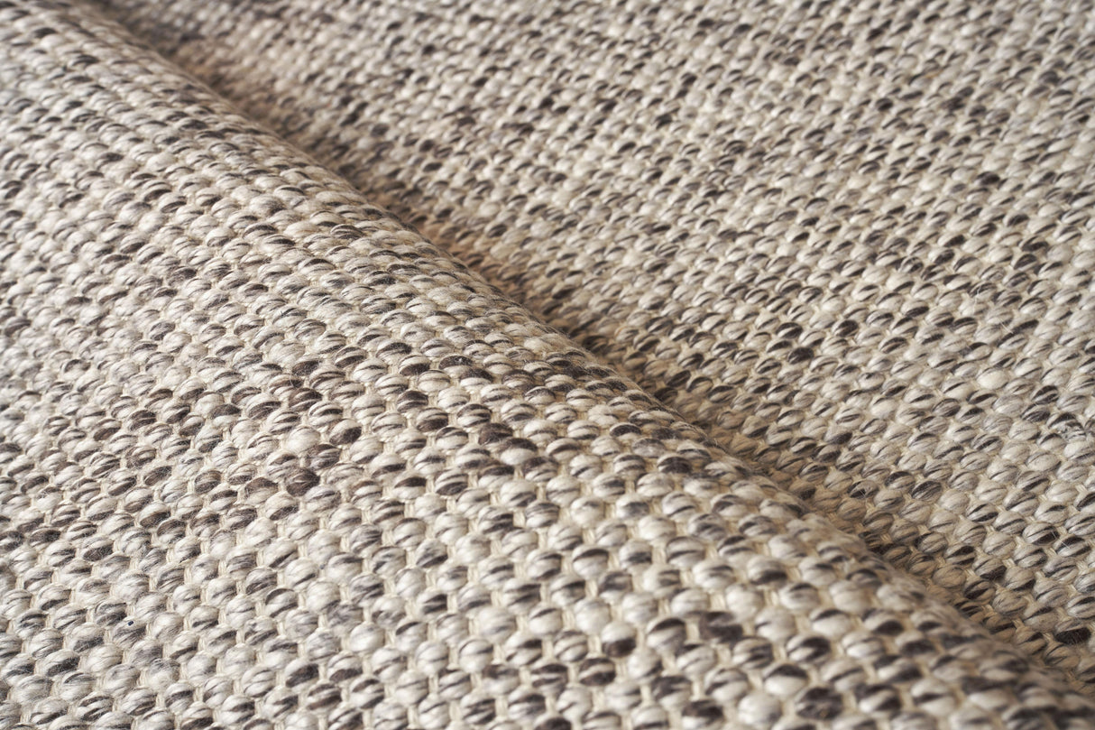 Exquisite Rugs Rhodes Hand-loomed PET yarn Taupe 3' x 5' Area Rug