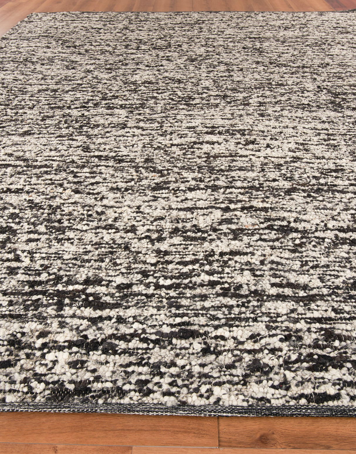 Exquisite Rugs Tocayo Flatweave New Zealand Wool 4572 Black 2' x 3' Area Rug