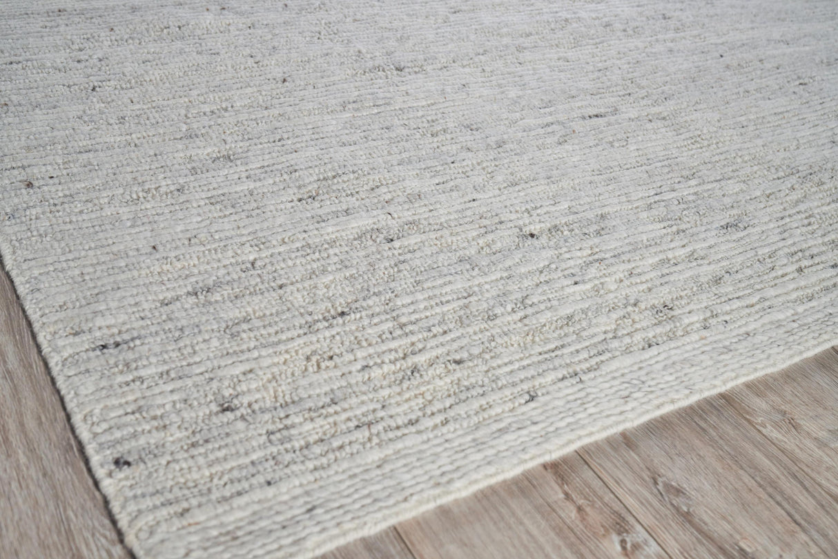 Exquisite Rugs Sorrento Hand Loomed New Zealand Wool in 4687 Silver 14' x 10' Area Rug