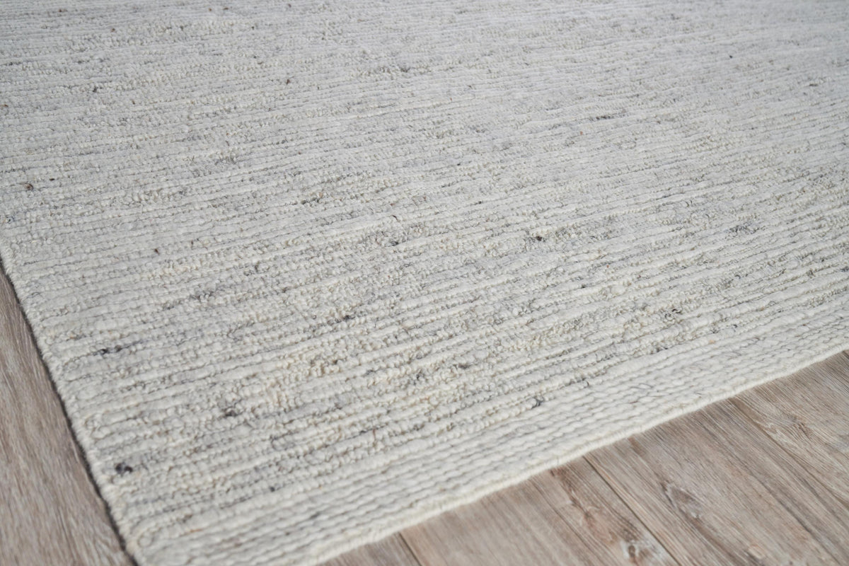 Exquisite Rugs Sorrento Hand Loomed New Zealand Wool in 4687 Silver 14' x 10' Area Rug