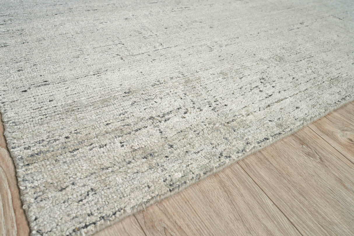 Exquisite Rugs Montero Hand Loomed Wool/PET yarn in 4691 Silver/Gray 8' x 10' Area Rug
