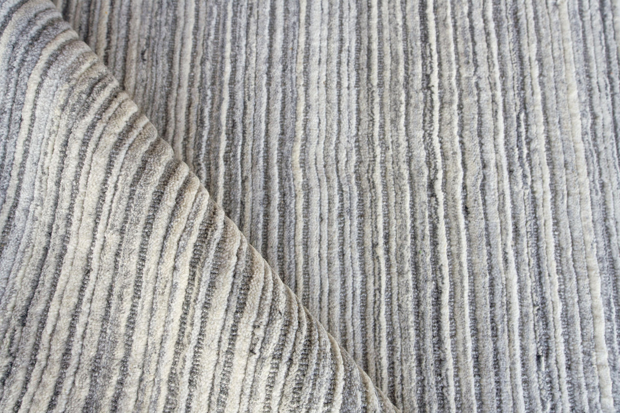 Exquisite Rugs Rossini Hand-loomed Nylon/PET yarn Yarn 4696 Gray/Light Gray 12' x 12' Area Rug