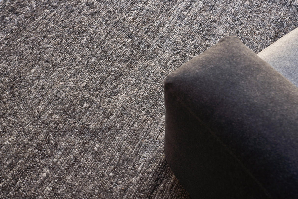 Exquisite Rugs Borelli Hand-loomed New Zealand Wool 4714 Dark Gray 2' x 3' Area Rug