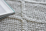 Exquisite Rugs Brentwood Handwoven Wool/Viscose 4715 Silver 2' x 3' Area Rug
