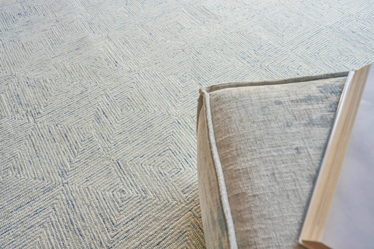 Exquisite Rugs Caprice Hand-tufted New Zealand Wool 4771 Light Blue/Ivory 15' x 20' Area Rug