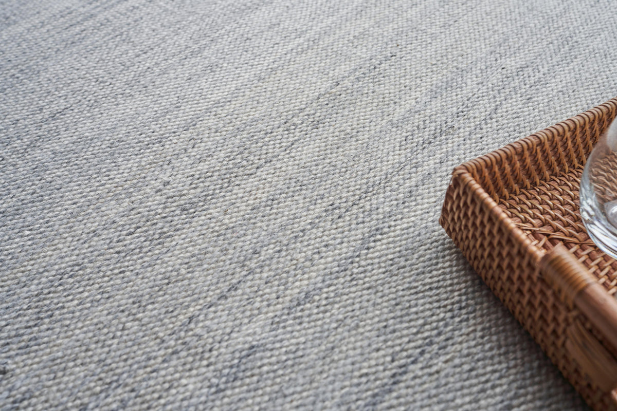 Exquisite Rugs Kashmir Indoor/Outdoor Flatweave PET yarn 4850 Light Blue 2' x 3' Area Rug