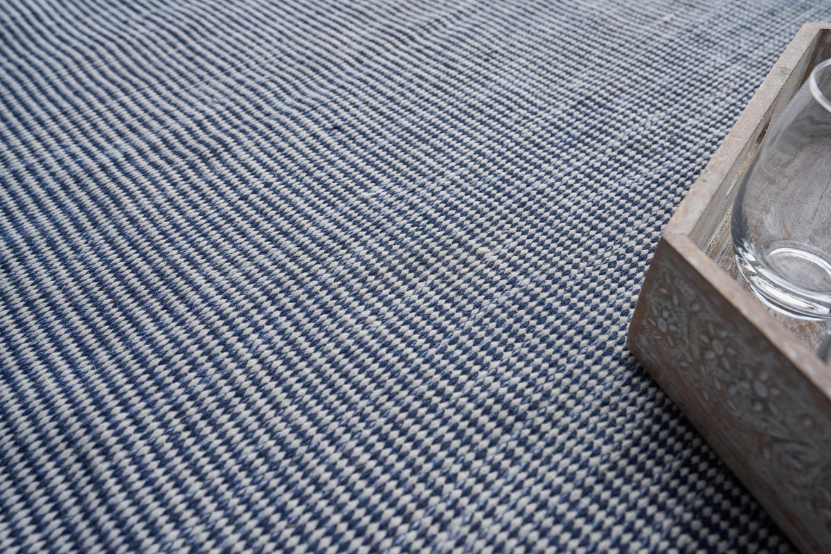 Exquisite Rugs Lenzi Indoor/Outdoor Flatweave PET yarn 4864 Blue 2' x 3' Area Rug