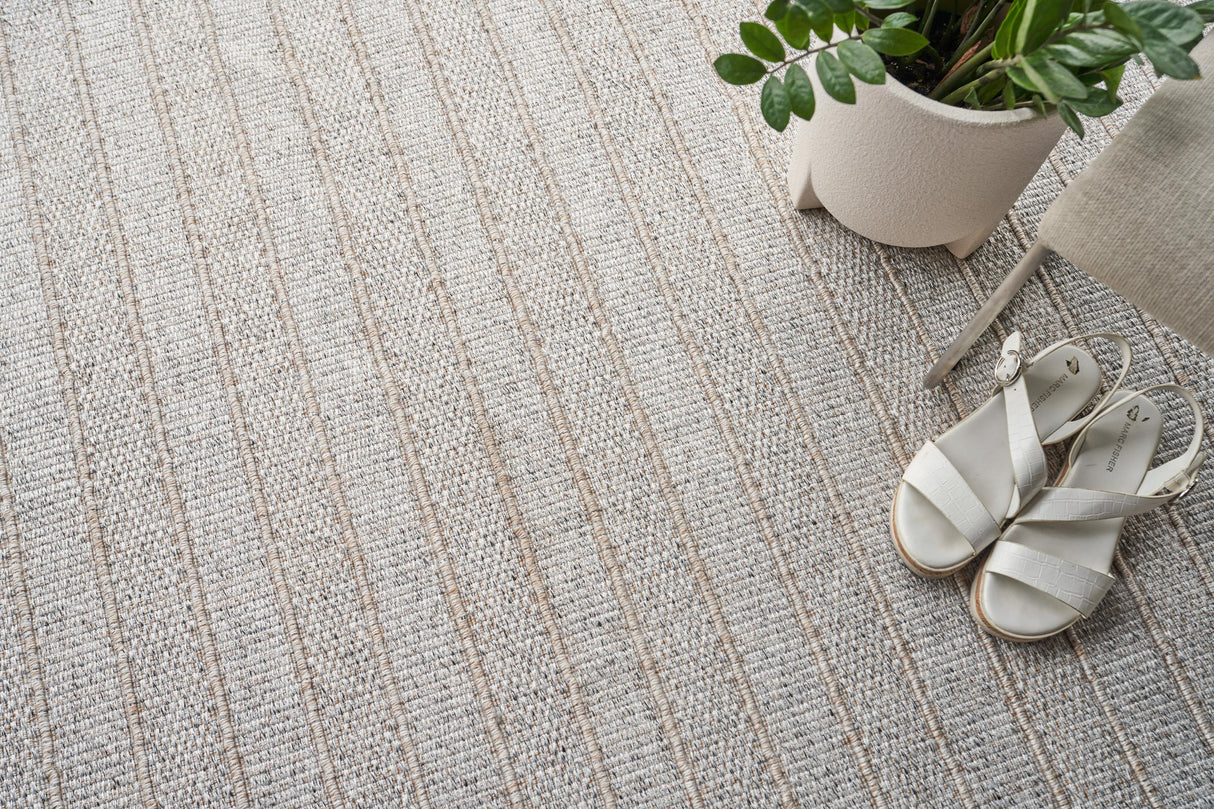 Exquisite Rugs Nova Indoor/Outdoor Flatweave PET yarn 4865 Natural Beige 3' x 2' Area Rug