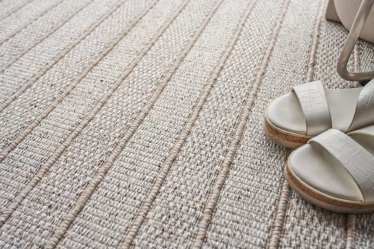 Exquisite Rugs Nova Indoor/Outdoor Flatweave PET yarn 4865 Natural Beige 3' x 2' Area Rug
