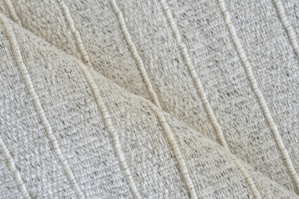 Exquisite Rugs Nova Indoor/Outdoor Flatweave PET yarn 4867 Ivory 2' x 3' Area Rug