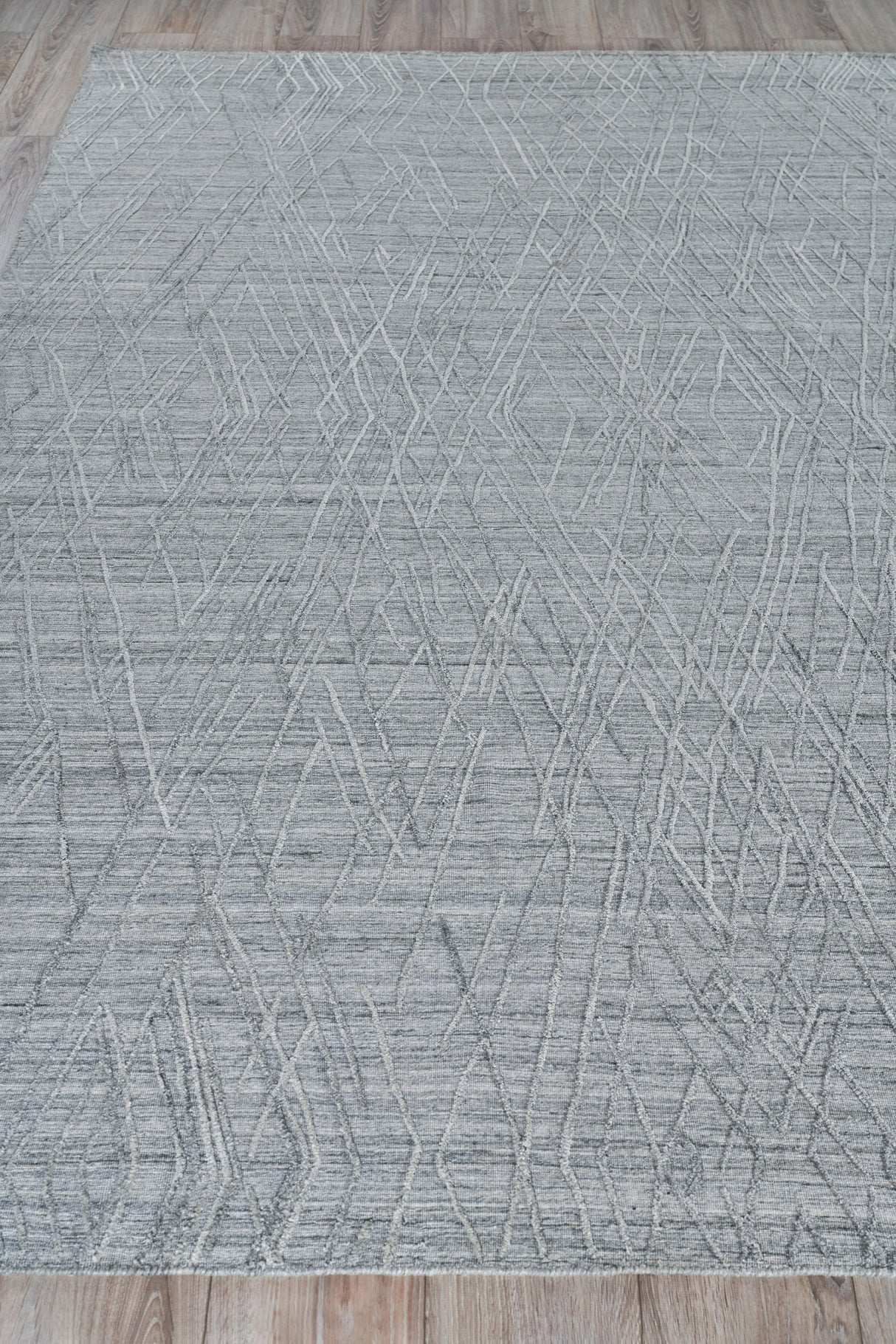 Exquisite Rugs Crescendo Hand Loomed Bamboo Silk in 4905 Charcoal Gray 12' x 15' Area Rug