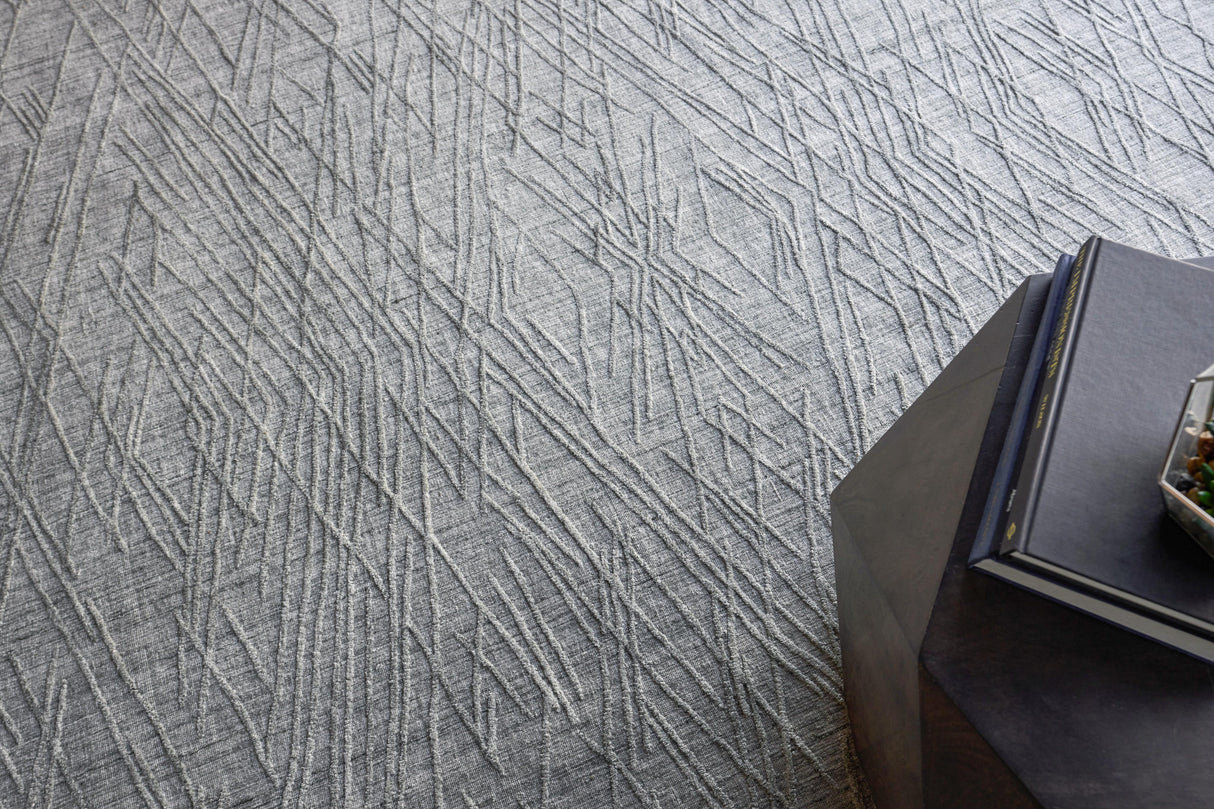 Exquisite Rugs Crescendo Hand Loomed Bamboo Silk in 4905 Charcoal Gray 12' x 15' Area Rug