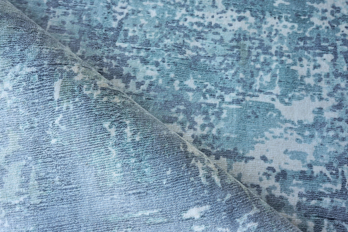 Exquisite Rugs Laguna Hand-loomed Wool/Bamboo Silk 4952 Blue/Multi 4' x 6' Area Rug