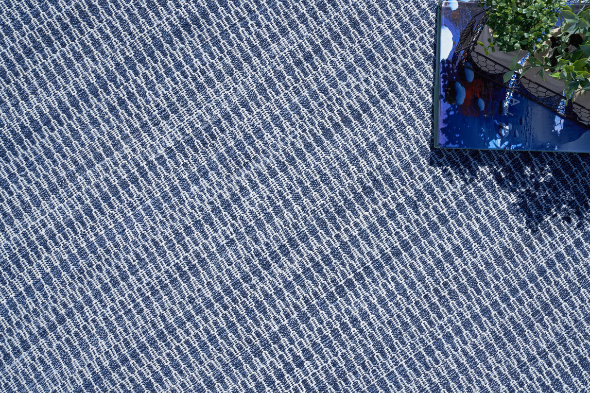 Exquisite Rugs Florence Indoor/Outdoor Flatweave PET yarn 4962 Navy 4' x 5' Area Rug