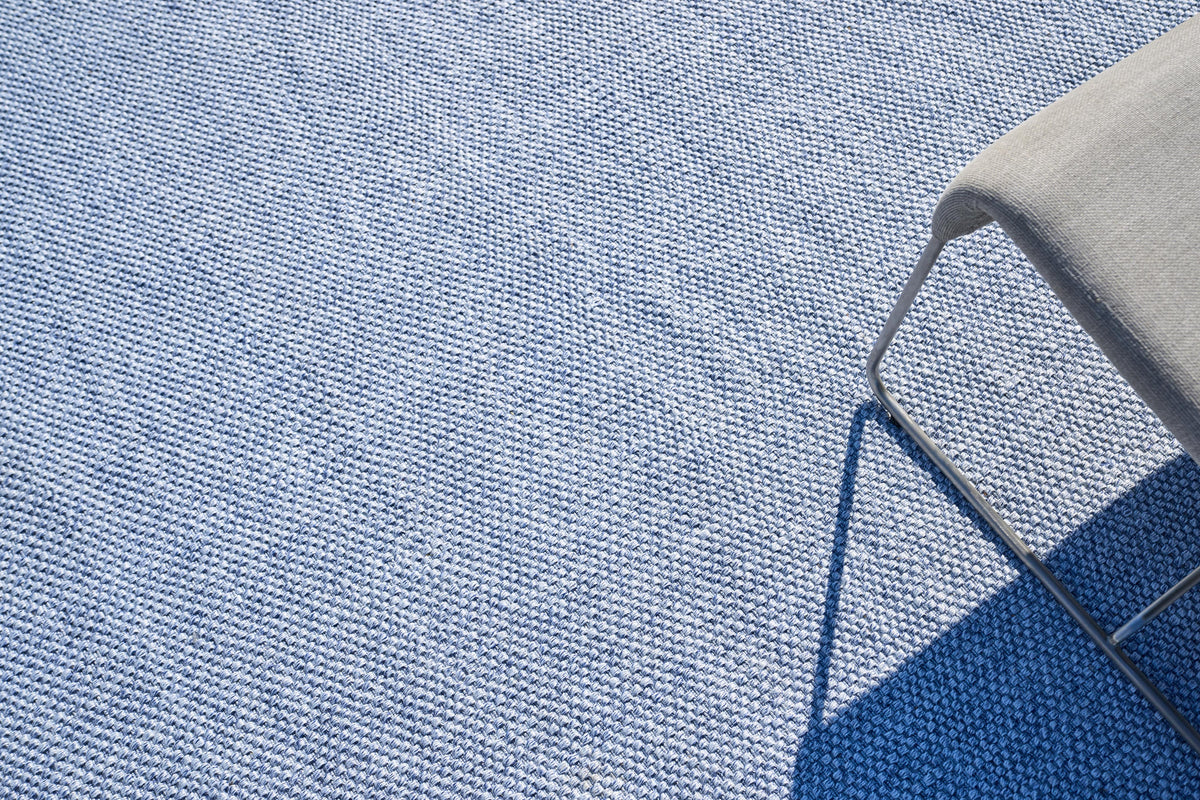 Exquisite Rugs Bali Indoor/Outdoor Flatweave PET yarn 4980 Light Blue 2' x 3' Area Rug