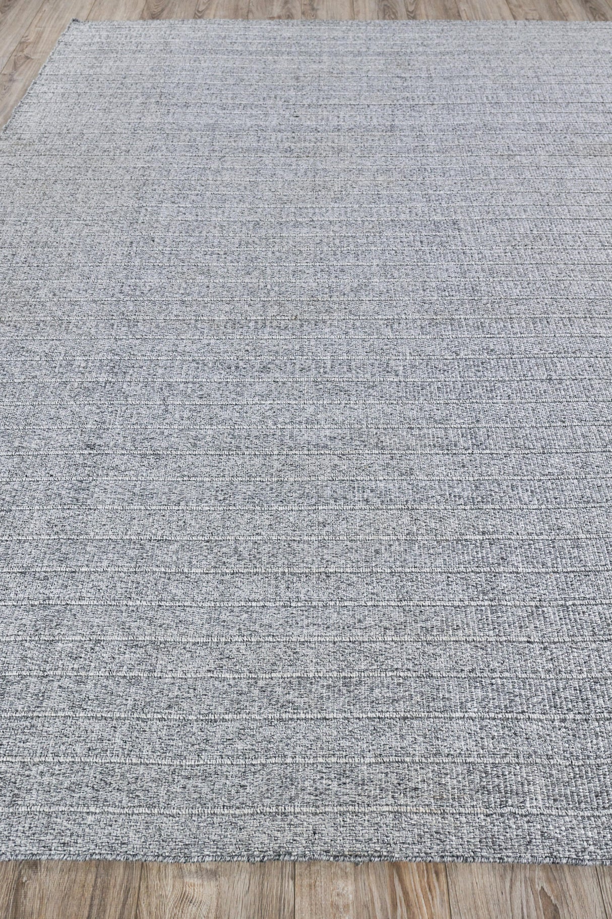 Exquisite Rugs Nova Indoor/Outdoor Flatweave PET yarn 4989 Gray 2' x 3' Area Rug
