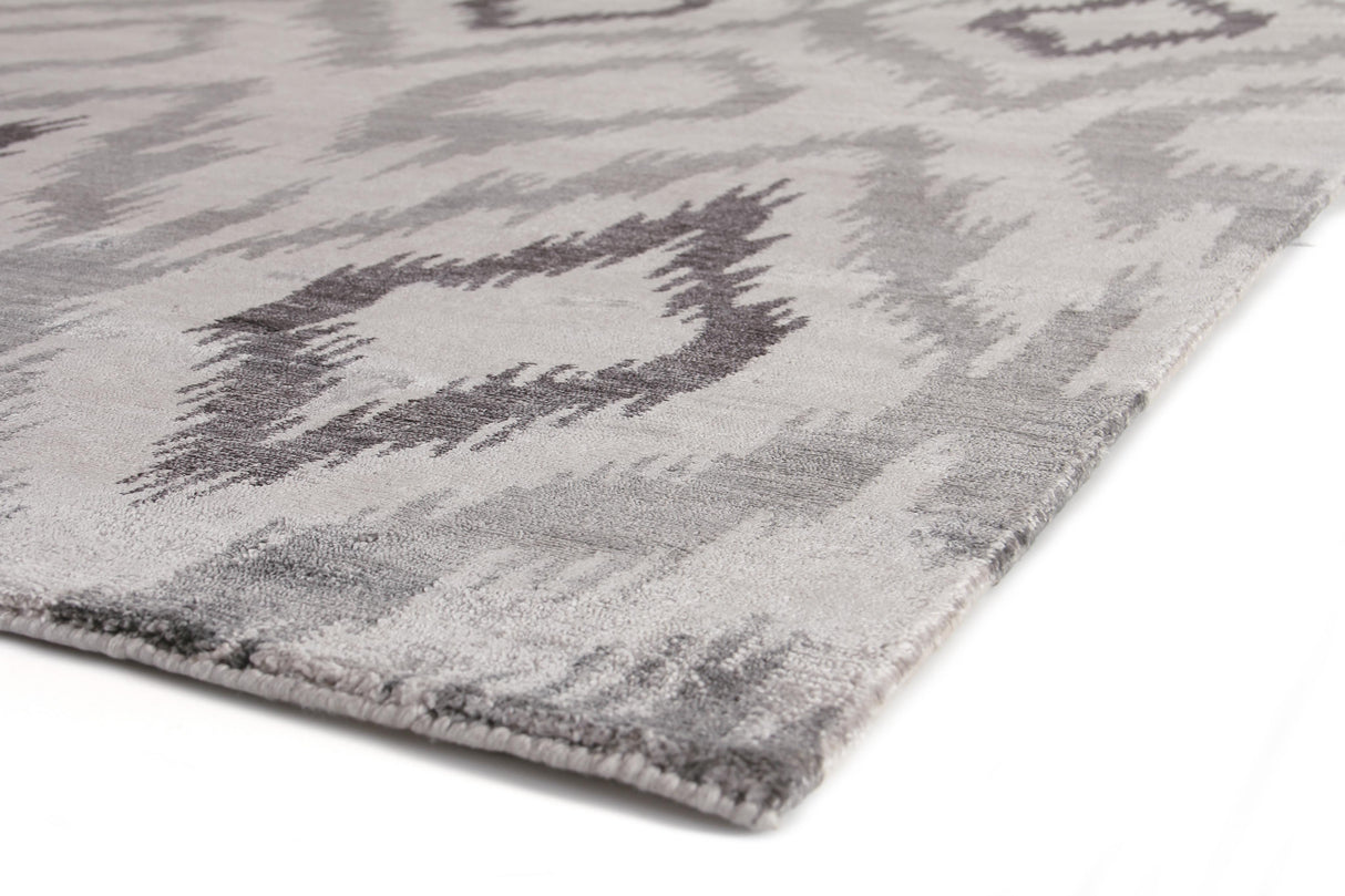 Exquisite Rugs Bamboo Silk Hand Knotted Bamboo Silk in 5001 Silver/Charcoal 8' x 10' Area Rug