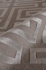 Exquisite Rugs Metro Velvet Hand Knotted Wool/Viscose in 5041 Taupe 8' x 10' Area Rug