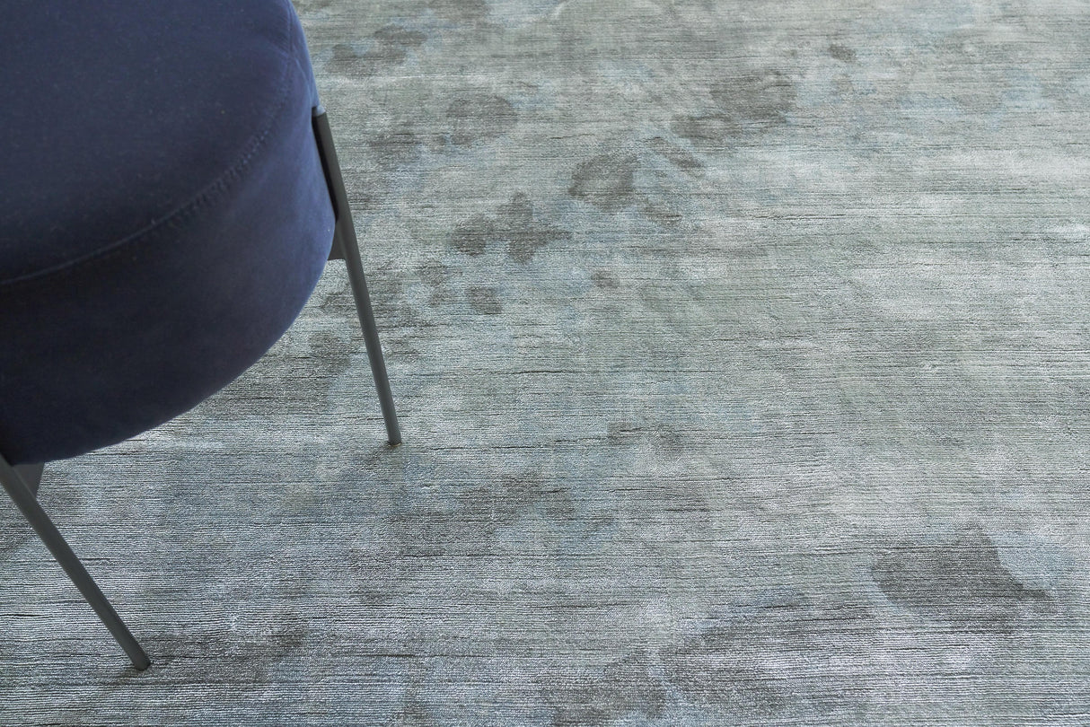 Exquisite Rugs Koda Hand Loomed Bamboo Silk in 5072 Ink Blue/Multi 12' x 15' Area Rug