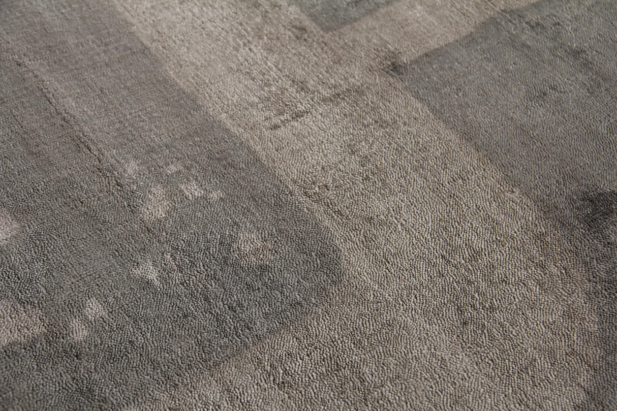 Exquisite Rugs Koda Hand Loomed Bamboo Silk in 5182 Gray/Taupe 10' x 14' Area Rug