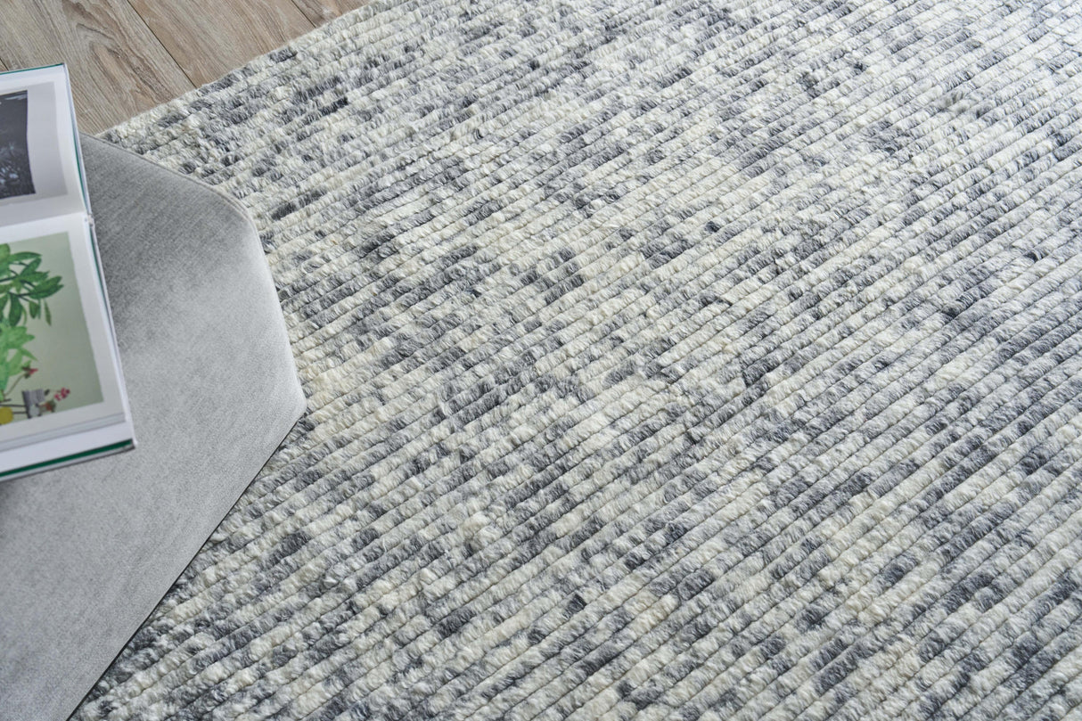 Exquisite Rugs Kaza Hand-loomed New Zealand Wool 5305 Ivory/Light Gray 2' x 3' Area Rug