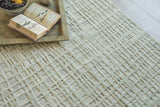 Exquisite Rugs Crescendo Hand-loomed Bamboo Silk 5324 Beige 4' x 6' Area Rug