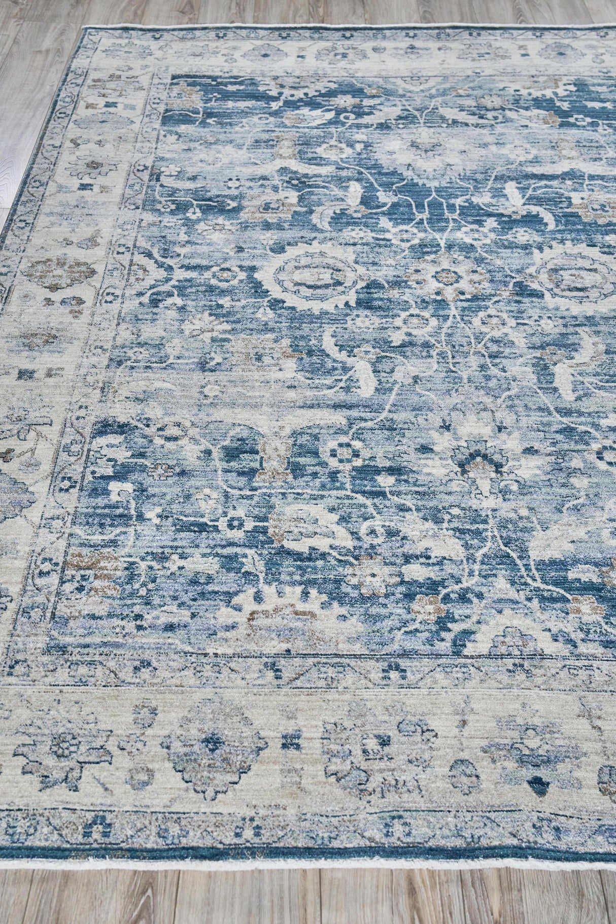 Exquisite Rugs Vintage Looms 5672 Blue/Beige Polyester powerloom 18' x 14' Area Rug