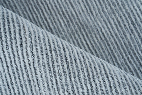 Exquisite Rugs Serena Hand Loomed Nylon/Bamboo Silk in 5874 Dark Gray 8' x 10' Area Rug