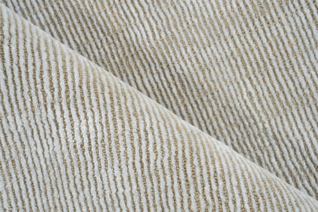 Exquisite Rugs Serena Hand Loomed Nylon/Bamboo Silk in 5772 Beige 8' x 10' Area Rug