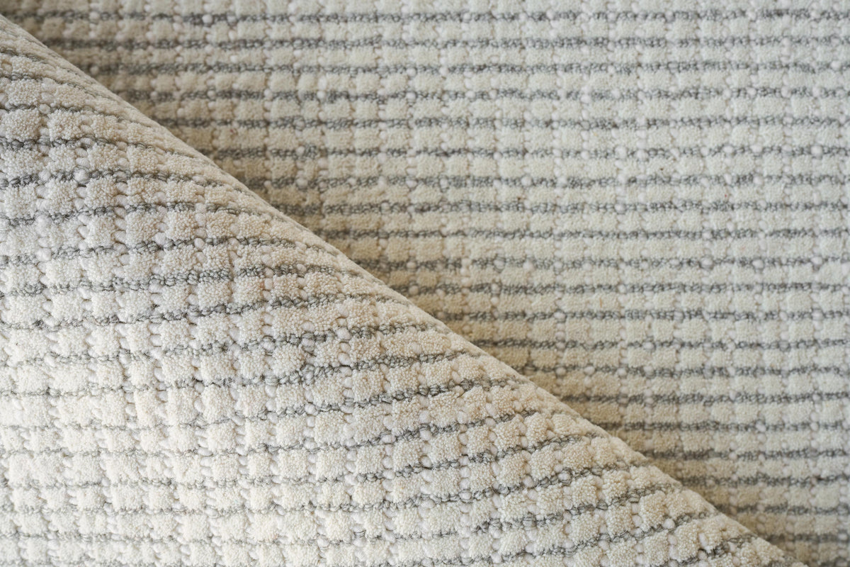 Exquisite Rugs Key West Hand-tufted New Zealand Wool 6027 Light Silver 2' x 3' Area Rug