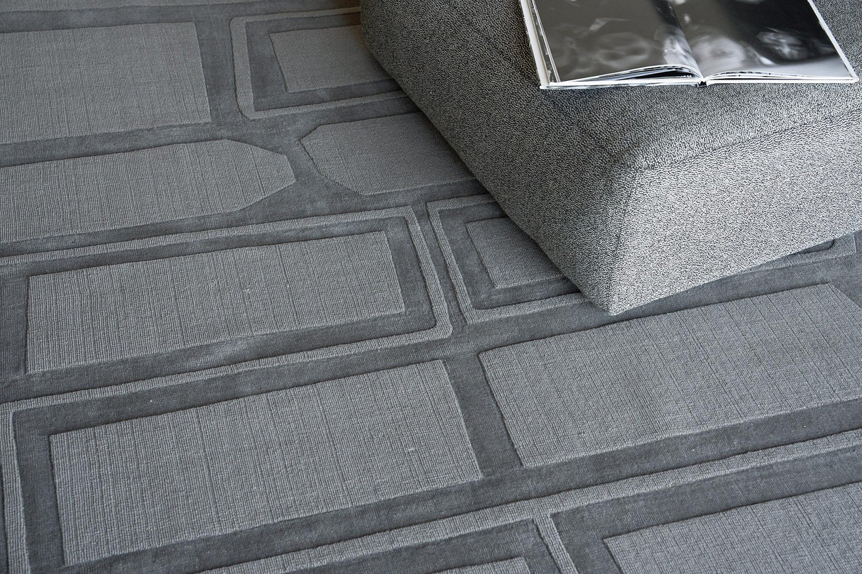 Exquisite Rugs Tempo Hand Loomed New Zealand Wool in 6209 Charcoal Gray 8' x 10' Area Rug