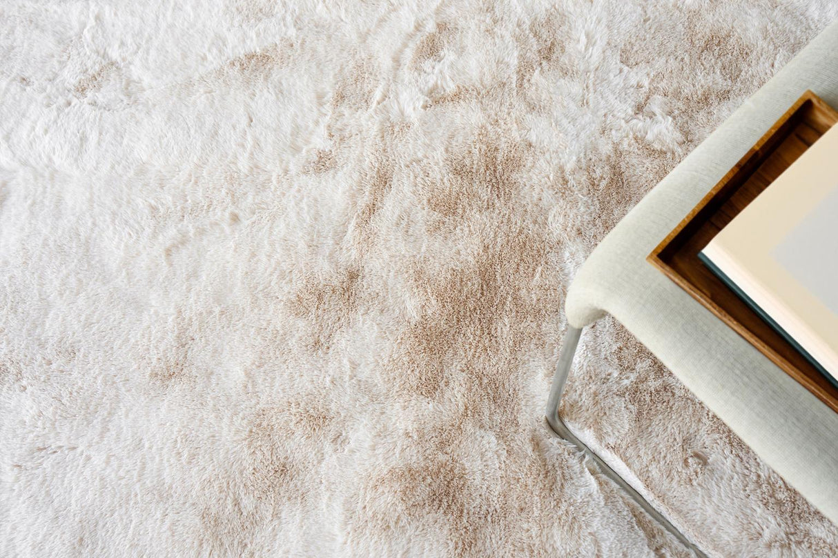 Exquisite Rugs Mink Hand-stitched Polyacrylic 6254 Beige 2' x 3' Area Rug