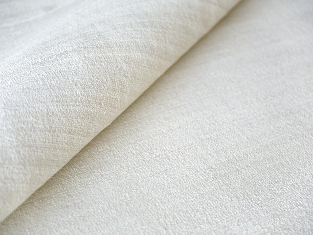 Exquisite Rugs Martelli Modern Handmade Silky Nylon in 6431 White 8' x 10' Area Rug