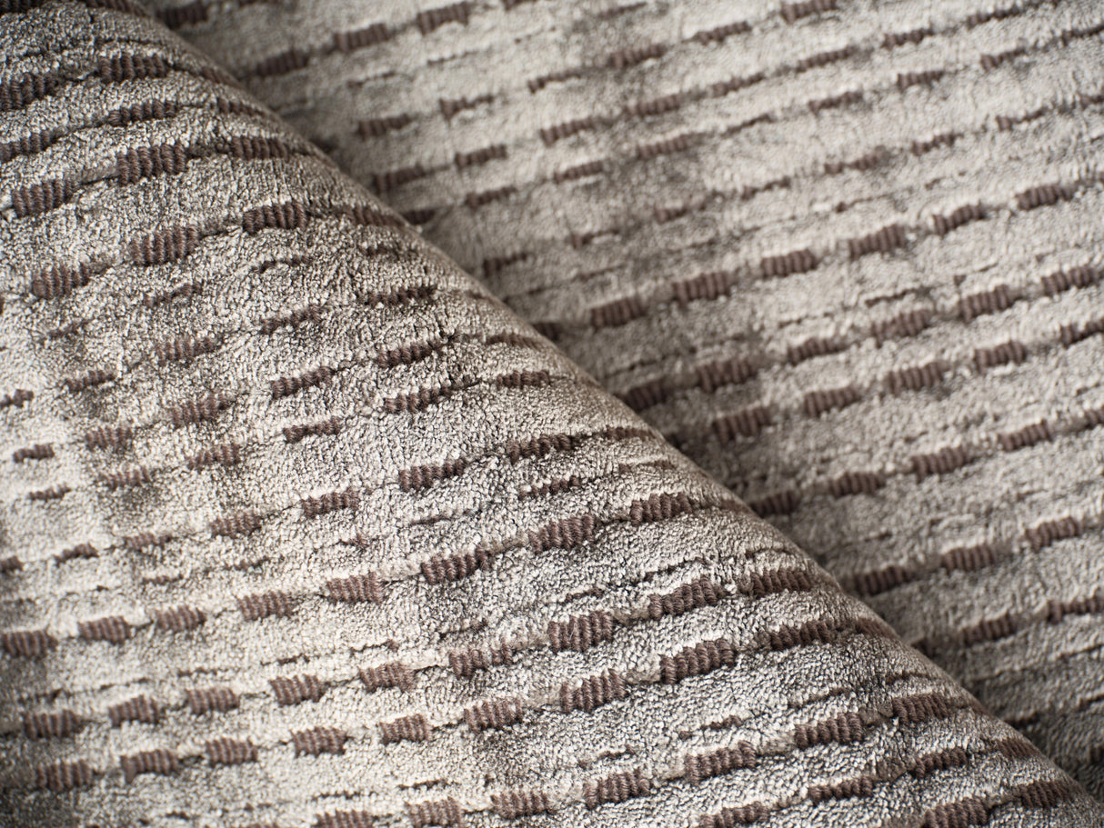 Exquisite Rugs Cabrini Modern Handmade Silky Nylon in 6487 Brown 4' x 5' Area Rug
