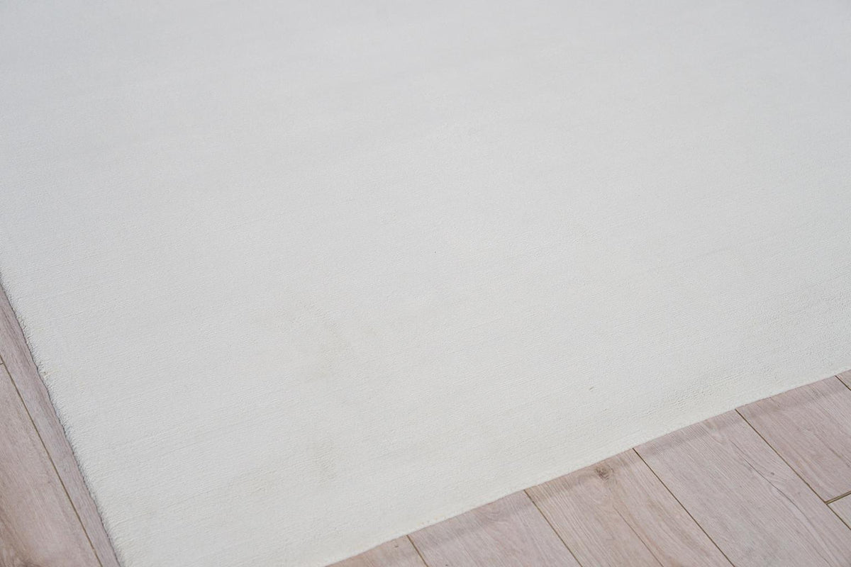 Exquisite Rugs Velutto Modern Handloomed Nylon 6537 White 2' x 3' Area Rug